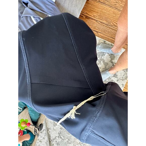 Vuori Stride Leggings Size S NWT Navy - Picture 8 of 8